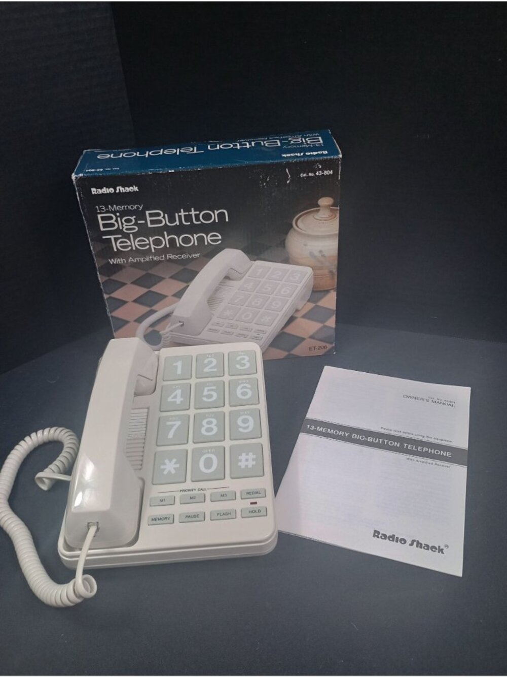 Vintage NIB Radio Shack 13-Memory Big Button White Telephone